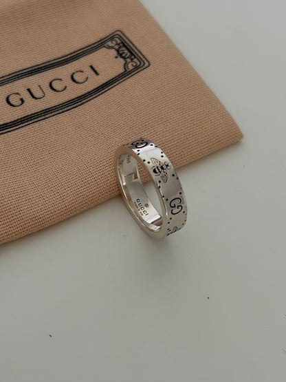 Gucci Pre-own GG Signature Bee 6mm wide Ring