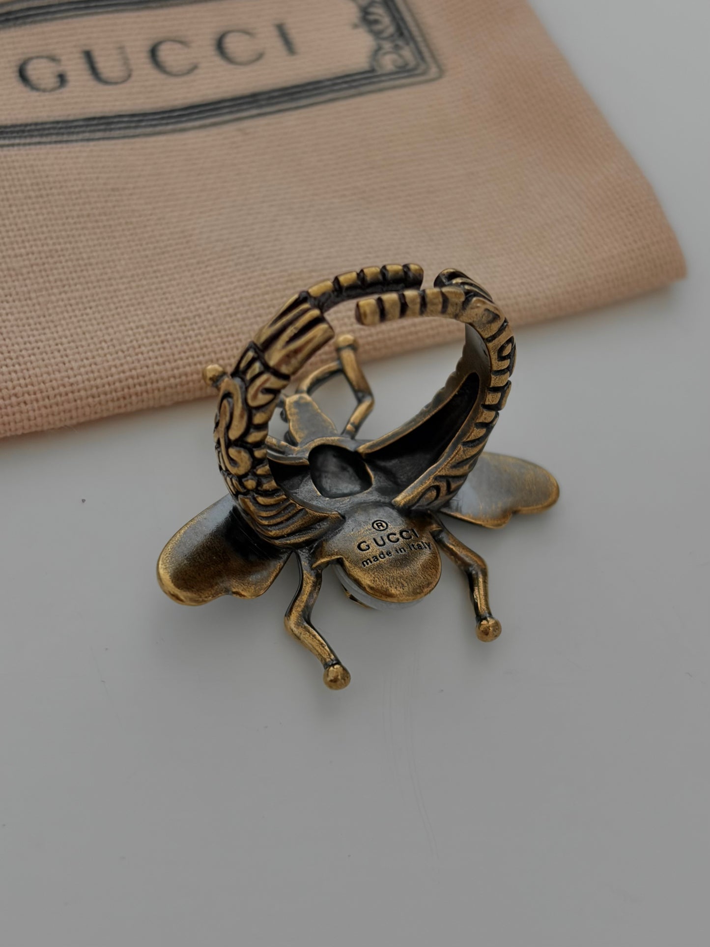 Gucci Vintage Signature Bee Ring